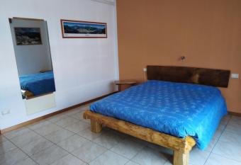 B&B Il Cortile allows 18 year olds to book a room