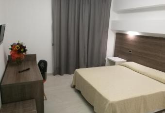 Hotel Miramare has Balcony rooms