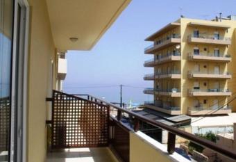 Evagellina Studios allows 18 year olds to book a room