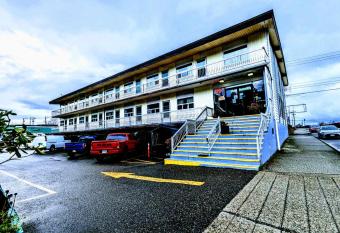 Aleeda Motel allows 18 year olds to book a room