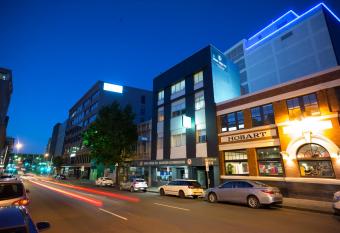 YHA Hobart Central allows 18 year olds to book a room