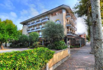 Al Cavallino Bianco has Balcony rooms