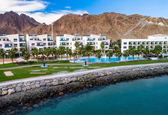 Radisson Blu Resort, Fujairah has Balcony rooms