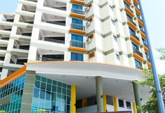 Marina Heights Resort has Balcony rooms