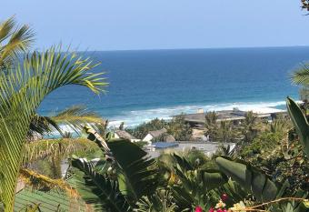 Seaside Lodge B&B has Balcony rooms
