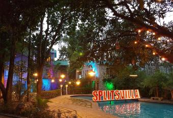 The Den Corbett Resort has Balcony rooms