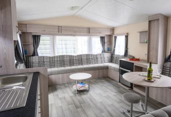 Veldlust has Balcony rooms