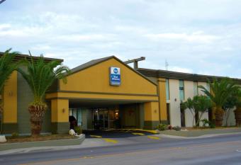 Best Western Inn of Del Rio has Smoking rooms