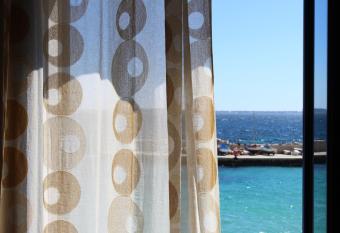 Cala Dogana Guest House has Balcony rooms