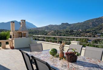 Aliki Serenity Cottage has Balcony rooms