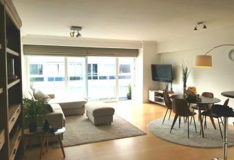 Residence La Zoute has Balcony rooms