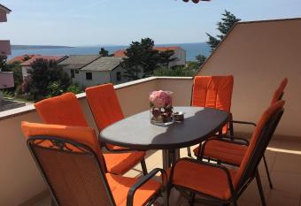 Appartements Antunovic has Balcony rooms