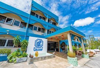 Pure Phuket Residence allows 18 year olds to book a room