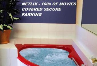 Avlon Gardens Motel has Balcony rooms