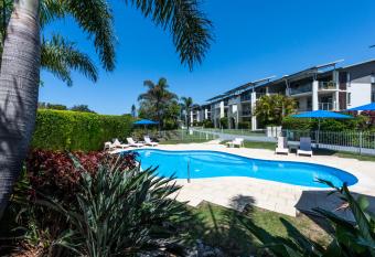 Pacific Marina Apartments has Balcony rooms