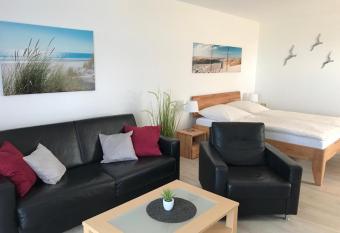 Steiner Strandappartements Appartement 101 Seeseite has Balcony rooms