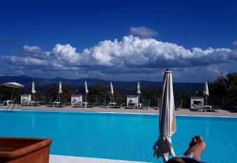 Meravigliosamente Toscana has Balcony rooms