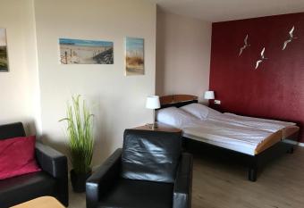 Steiner Strandappartements Appartement 305 Seeseite has Balcony rooms