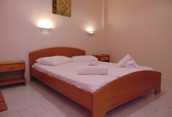 Villa Avra allows 18 year olds to book a room