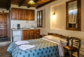 Kastania Gi has Balcony rooms