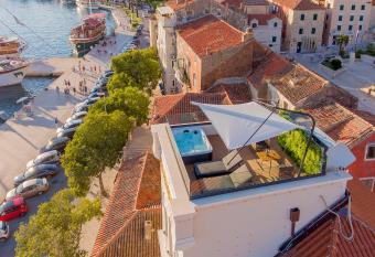 Heritage Hotel Porin Makarska has Balcony rooms