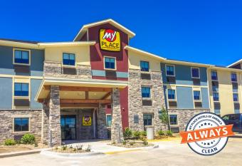 My Place Hotel-Davenport/Quad Cities, Ia allows 18 year olds to book a room