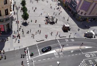 Hostal Miami allows 18 year olds to book a room