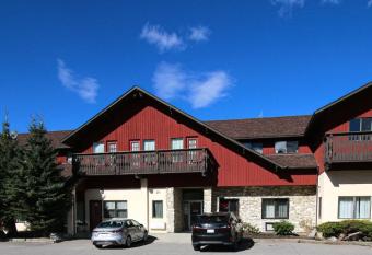 Bighorn Inn & Suites has Balcony rooms
