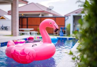 Greenview Pool Villa Cha-am has Balcony rooms