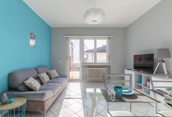 Lido Apartments allows 18 year olds to book a room