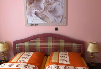 Apartment in N  rnberg-Peterskirche has Balcony rooms