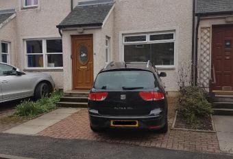 Jane s Place Free Parking allows 18 year olds to book a room