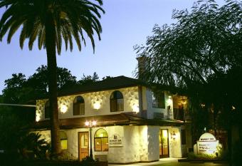 Roman Spa Resort allows 18 year olds to book a room