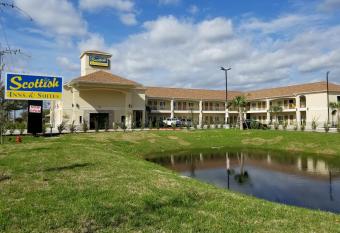 Scottish Inns & Suites allows 18 year olds to book a room