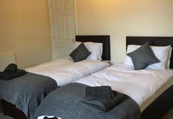 Albion House has Balcony rooms