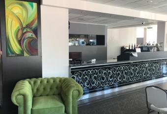 Demetrio Hotel Apart allows 18 year olds to book a room