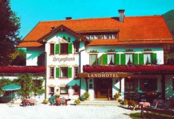 Landhotel Herzogstand Garni has Balcony rooms