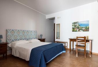 Cabrera Appartament has Balcony rooms