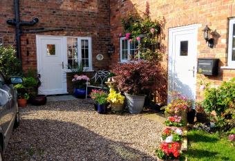 Mountain Ash allows 18 year olds to book a room