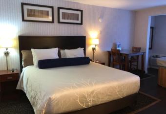 The Black Mountain Inn allows 18 year olds to book a room