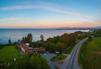 Hotel Borde Lago has Balcony rooms