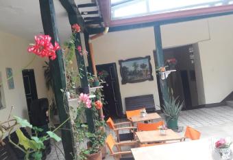 Casa Vieja Posada has Balcony rooms