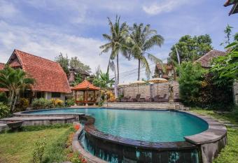 Abangan Bungalow has Balcony rooms