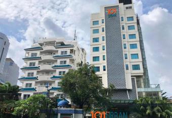 1O1 URBAN Jakarta Thamrin has Balcony rooms