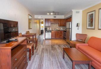 Coconut Cove All Suite Hotel has Balcony rooms