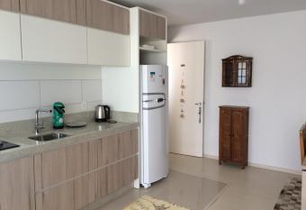 serenidade em canela allows 18 year olds to book a room