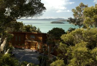 The Sanctuary at Bay of Islands allows 18 year olds to book a room