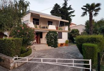 Apartments by the sea Cres - 7806 has Balcony rooms