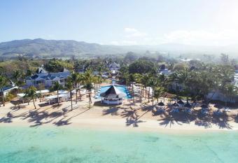 Heritage Le Telfair Golf & Wellness Resort allows 18 year olds to book a room