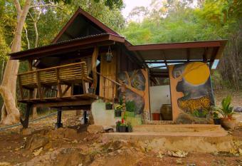 Shanti Farm has Balcony rooms